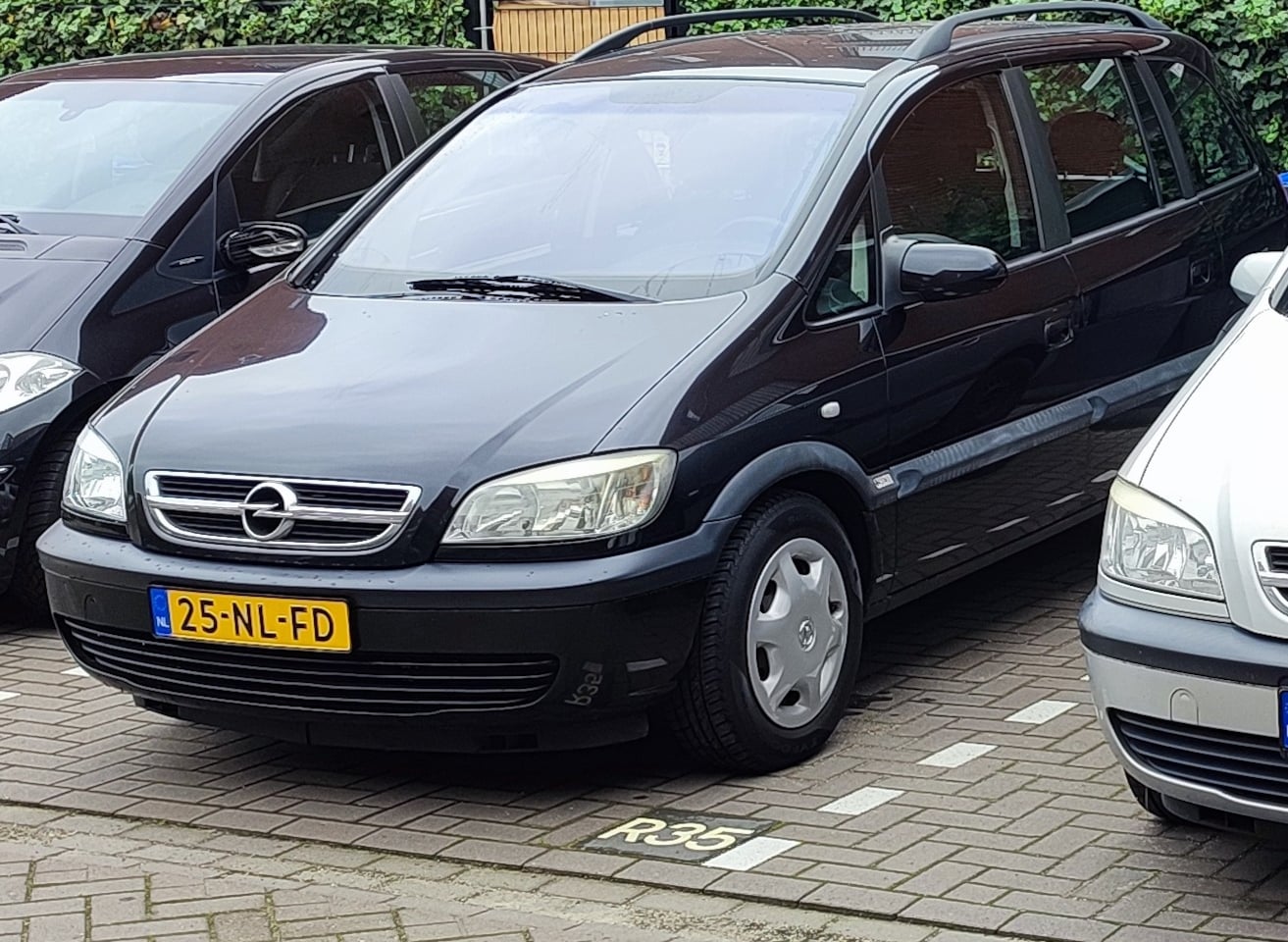 Opel Zafira - 1.6-16V Comfort - AutoWereld.nl