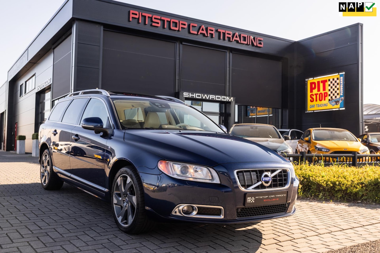 Volvo V70 - 3.0 T6 AWD, 305 PK, Ocean Race, Facelift, ACC, Standkachel! - AutoWereld.nl