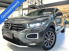 Volkswagen T-Roc - 1.5 TSI Sport DSG/ Camera/ Keyless/ CarPlay/ Virtual Dashboard