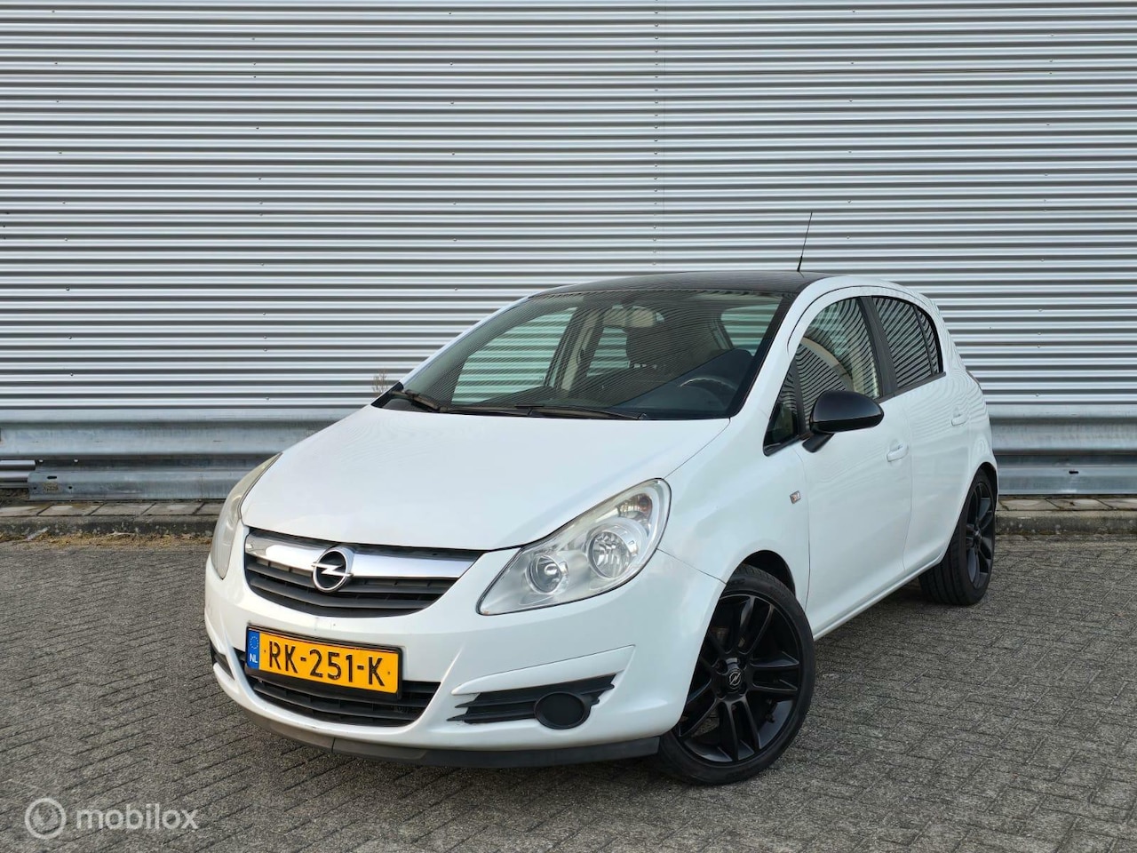 Opel Corsa - 1.4-16V | Airco | NAP - AutoWereld.nl