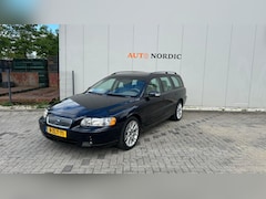 Volvo V70 - 2.4 D5 Momentum