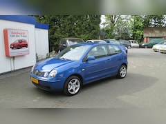 Volkswagen Polo - 1.4-16V Athene