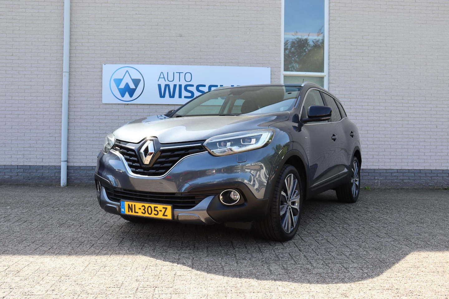Renault Kadjar - 1.2 TCe Bose LED/Trekhaak/Navi/parkassist/Stoelverwarming - AutoWereld.nl