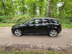 Audi A3 Sportback - 1.4 e-tron PHEV Ambition S-LINE met nieuwe batterij (fact. € 13.643,--)