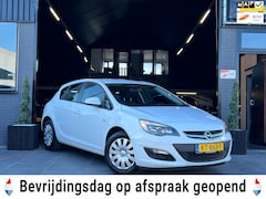Opel Astra - 1.4 Selection|Airco|El Pakket|Trekhaak|AUX|APK|