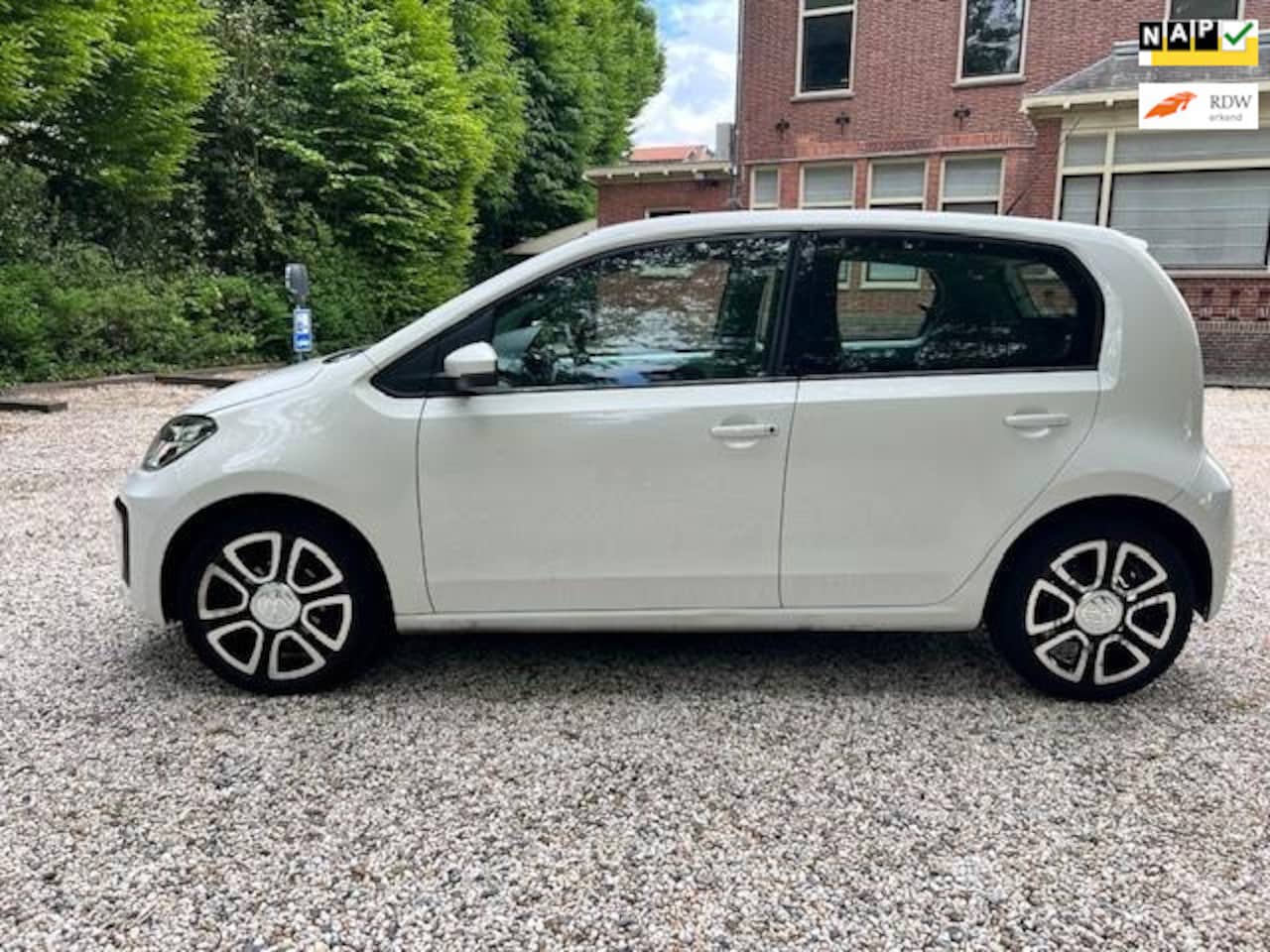 Volkswagen Up! - 1.0 BMT high up! 1.0 BMT high up! - AutoWereld.nl