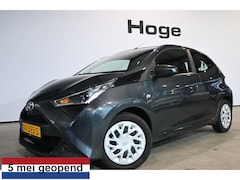 Toyota Aygo - 1.0 VVT-i x-play Airco LED 1e Eigenaar Dealer Onderhouden Inruil Mogelijk