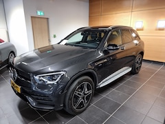 Mercedes-Benz GLC-klasse - 300e 4MATIC Business Solution AMG 3jaar garantie! org NL. PANO PHEV night edition burmester