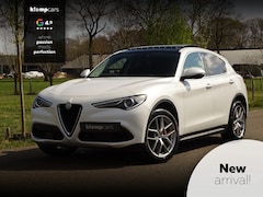 Alfa Romeo Stelvio - 2.0 T AWD Parelmoer | Schuifdak | 280PK | Flippers | TI-difusser | Keyless Entry