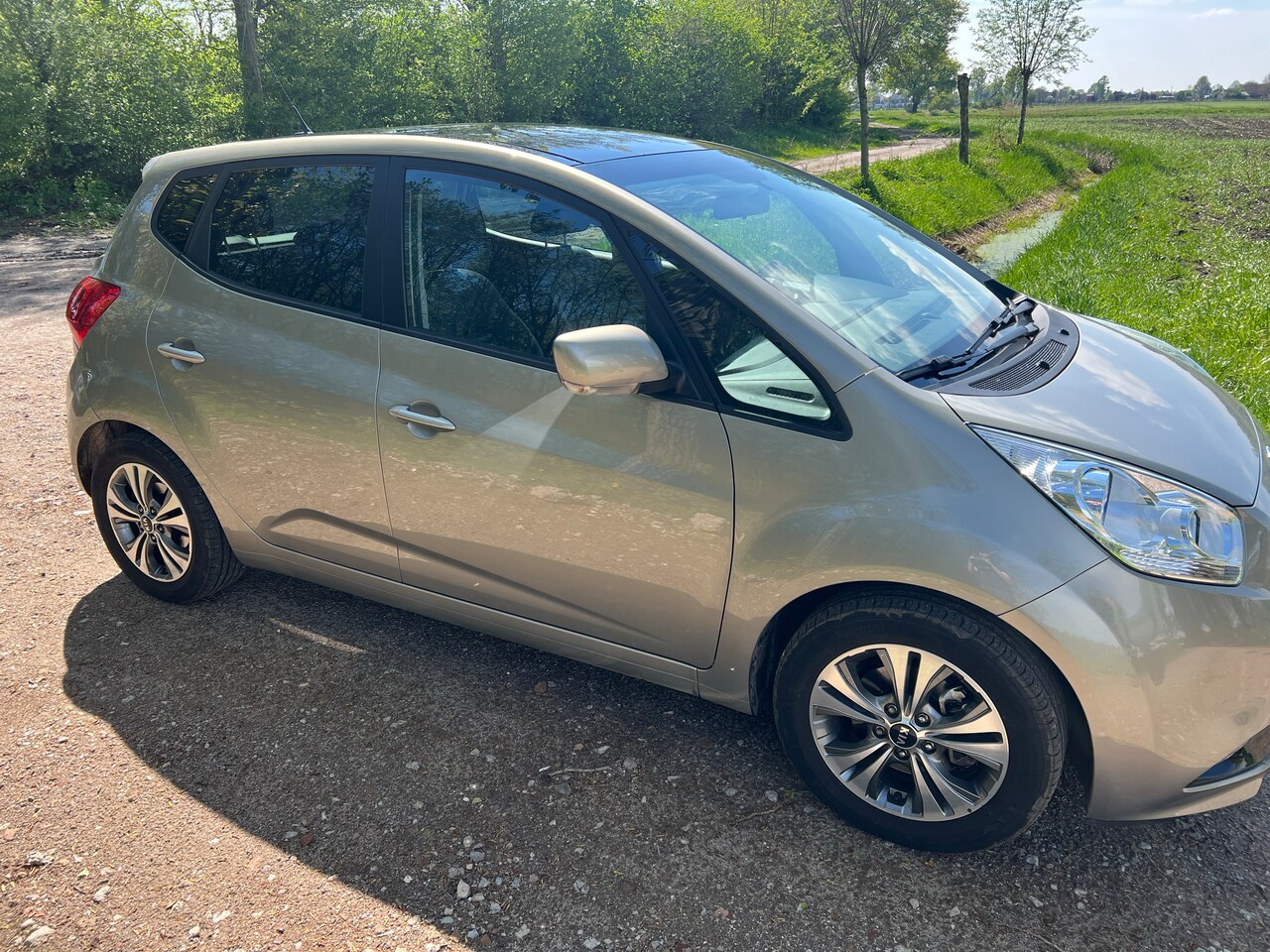 Kia Venga - 1.4 CVVT EconomyLine - AutoWereld.nl