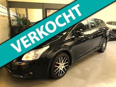 Toyota Avensis - 1.8 VVTi 147pk/NAVI/CRUISE/CAMERA/USB