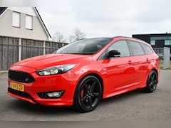 Ford Focus Wagon - 1.5 ST-Line Red Edition Carplay|Stoelverwarming