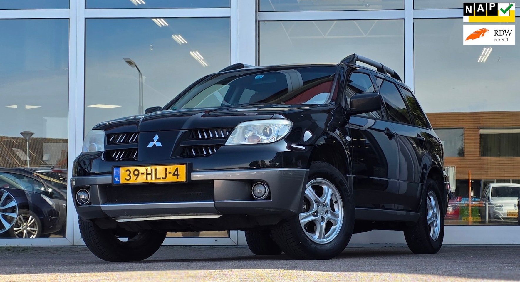 Mitsubishi Outlander Sport - 2.0i 16V Travel Lerenbekleding Trekhaak Mooi! APK 02-01-2026 - AutoWereld.nl