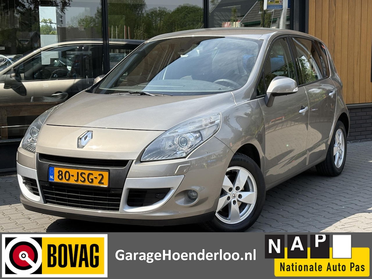 Renault Scénic - 1.4 130pk Trekhaak, Xenon, Navi, Garantie - AutoWereld.nl