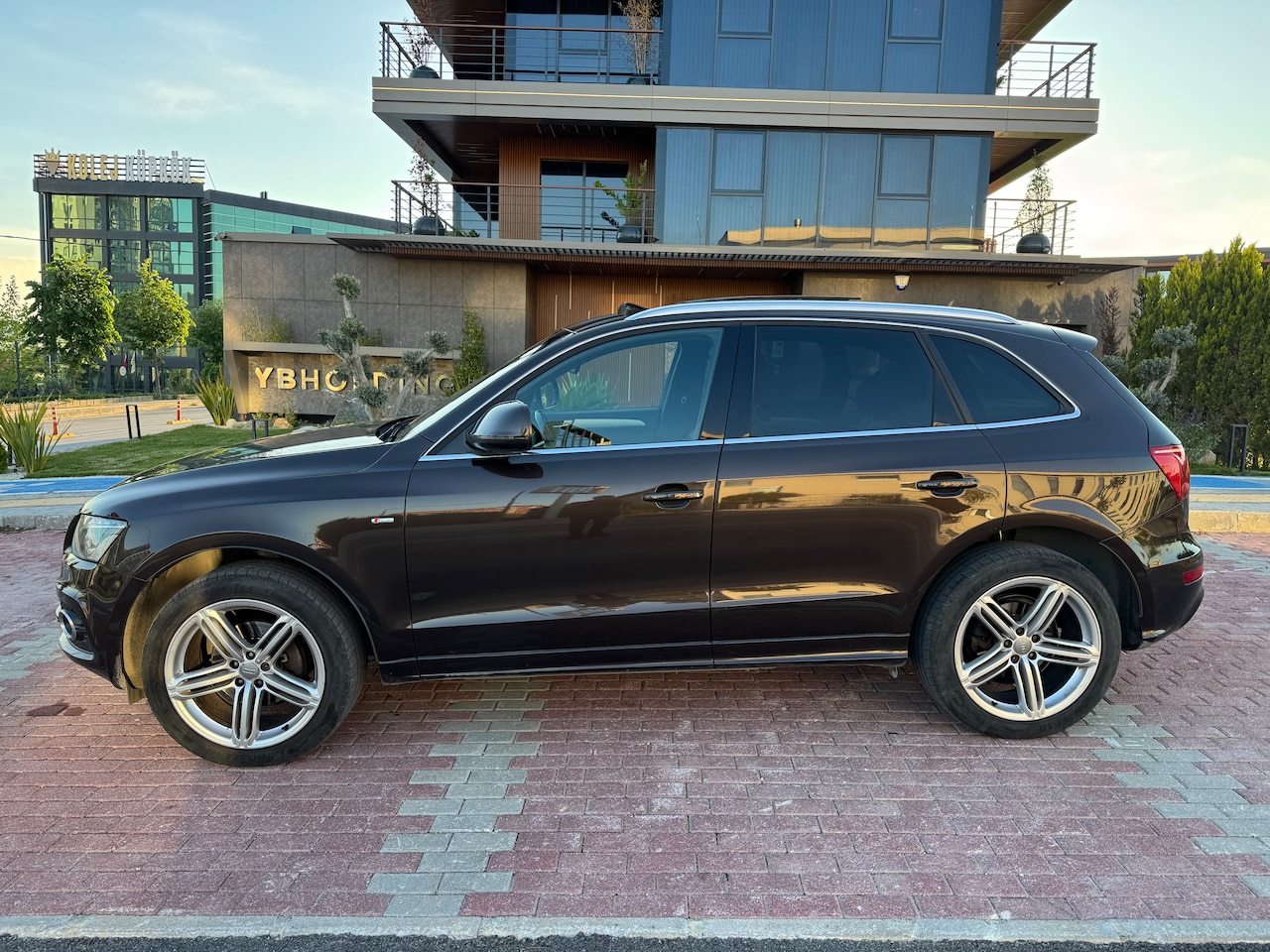 Audi Q5 - 2.0 TDI quattro Pro Line S B&O Edition - AutoWereld.nl