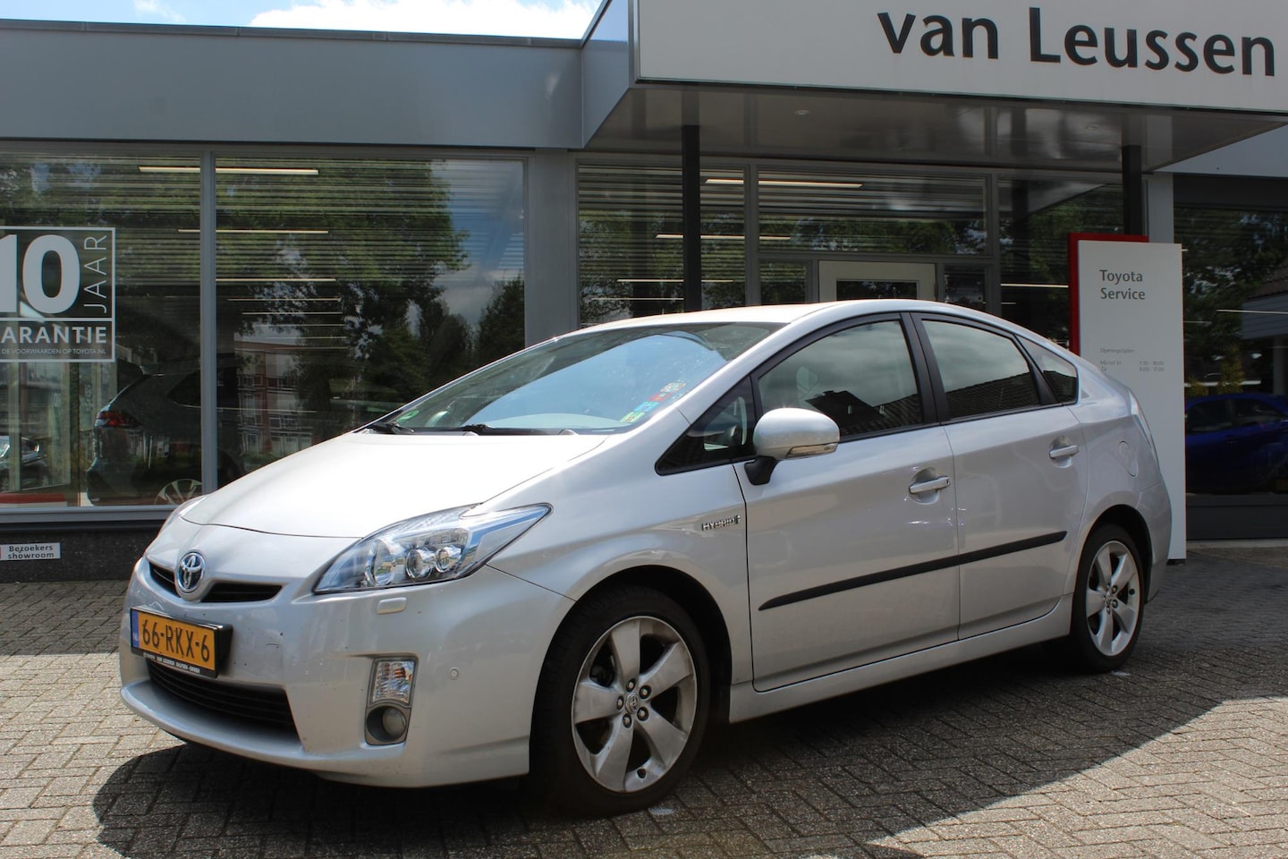 Toyota Prius - 1.8  Dynamic Business 1.8 Dynamic Business - AutoWereld.nl