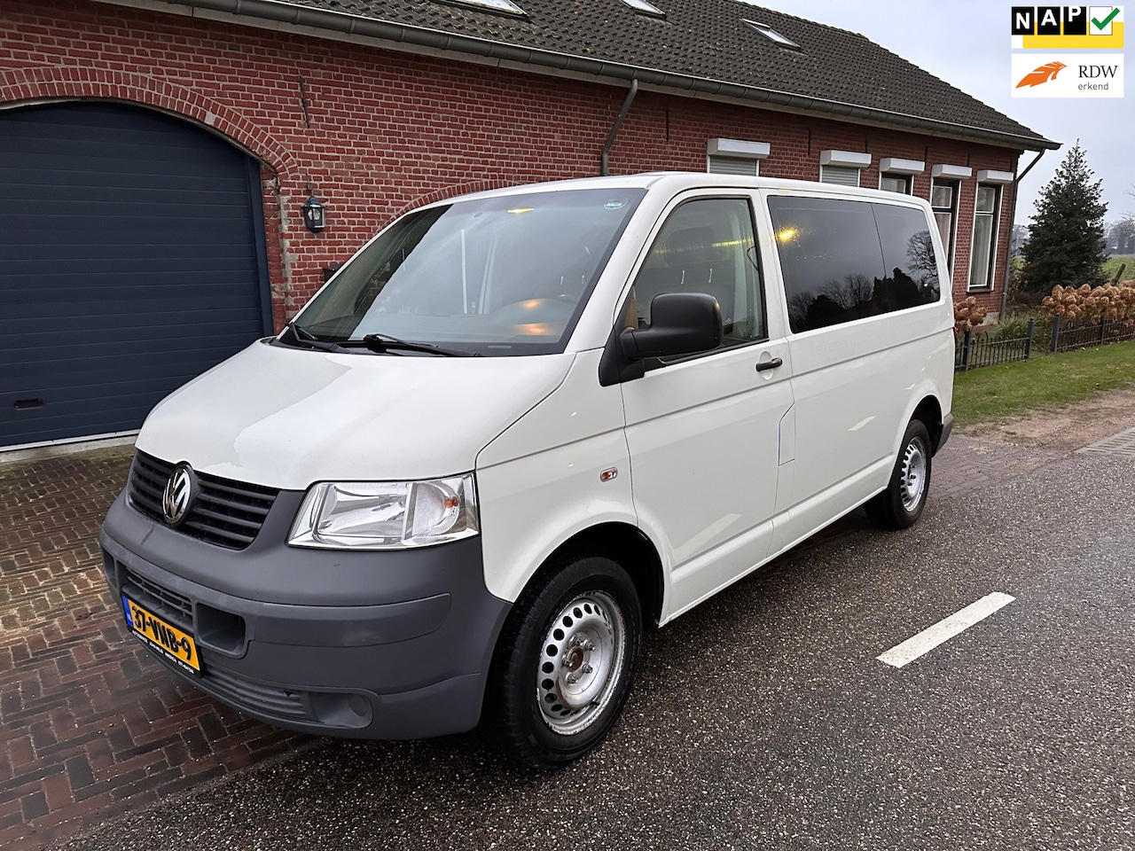 Volkswagen Transporter - 1.9 TDI APK t/m 25-10-2025 MARGE - AutoWereld.nl