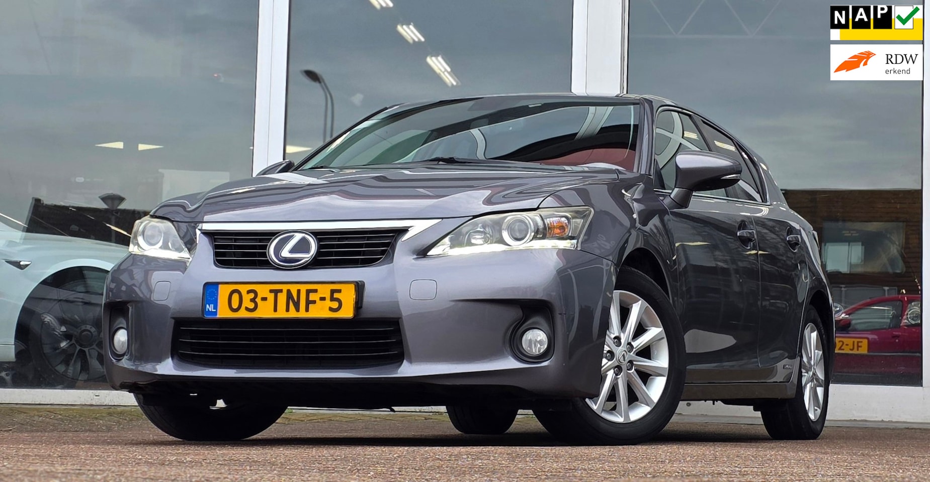 Lexus CT 200h - Hybrid-100% Dealer onderhouden-Cruise Control-3e Eigenaar-Mooi! - AutoWereld.nl