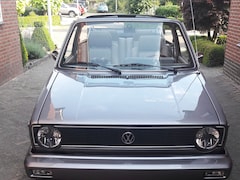 Volkswagen Golf Cabriolet - 1.8