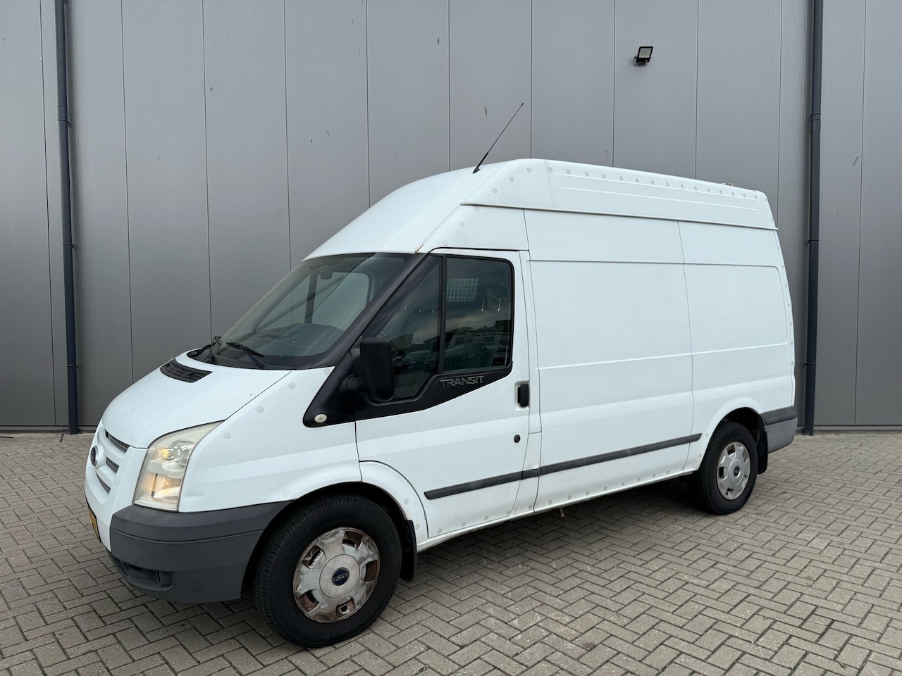 Ford Transit - 350M 2.2 TDCI Ambiente kardan achterwiel aandrijving - AutoWereld.nl