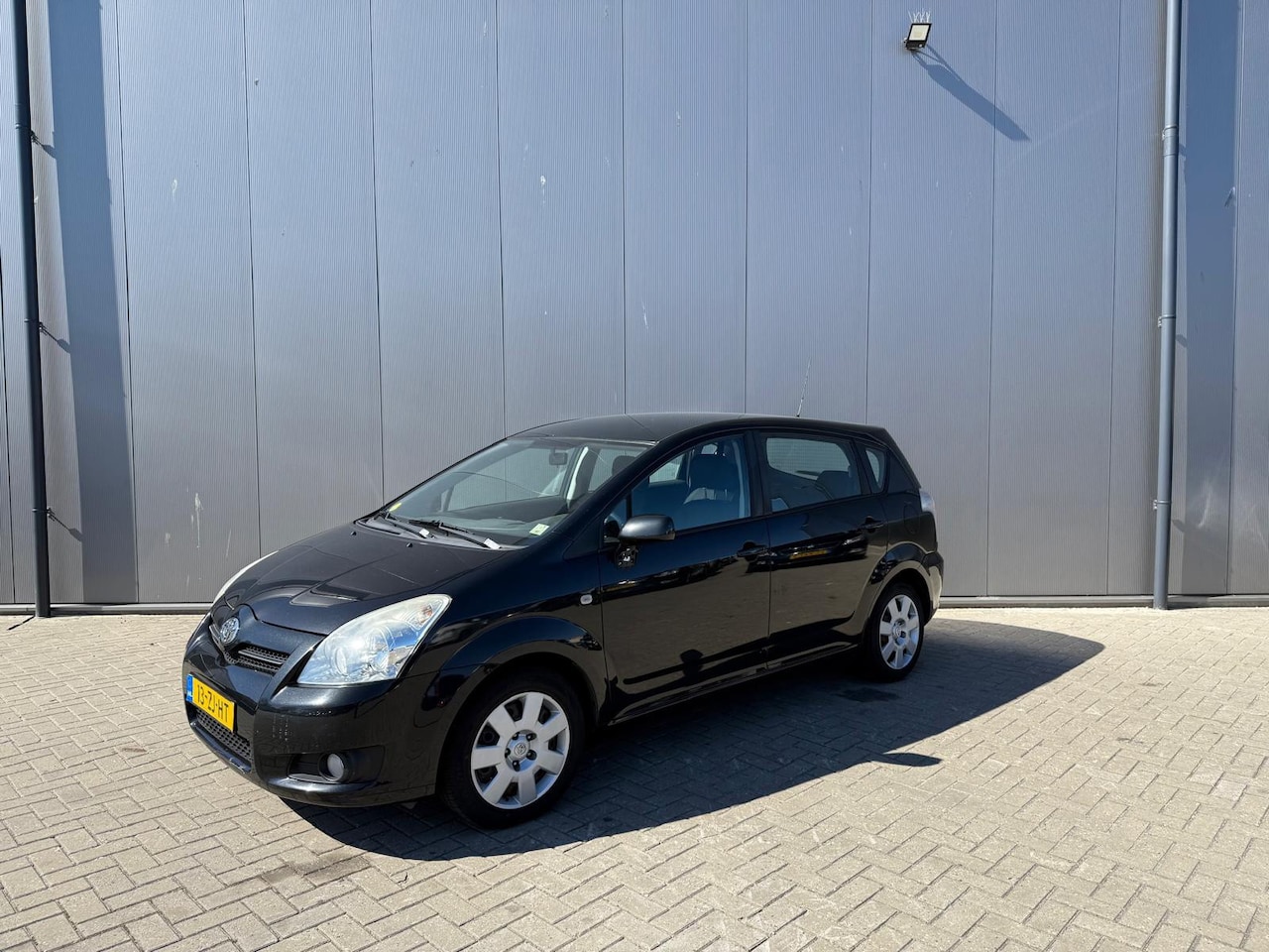 Toyota Verso - 1.8 VVT-i Sol 1.8 VVT-i Sol - AutoWereld.nl