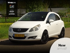 Opel Corsa - 1.2-16V Color Edition | Black Ed. | All season banden | Airco