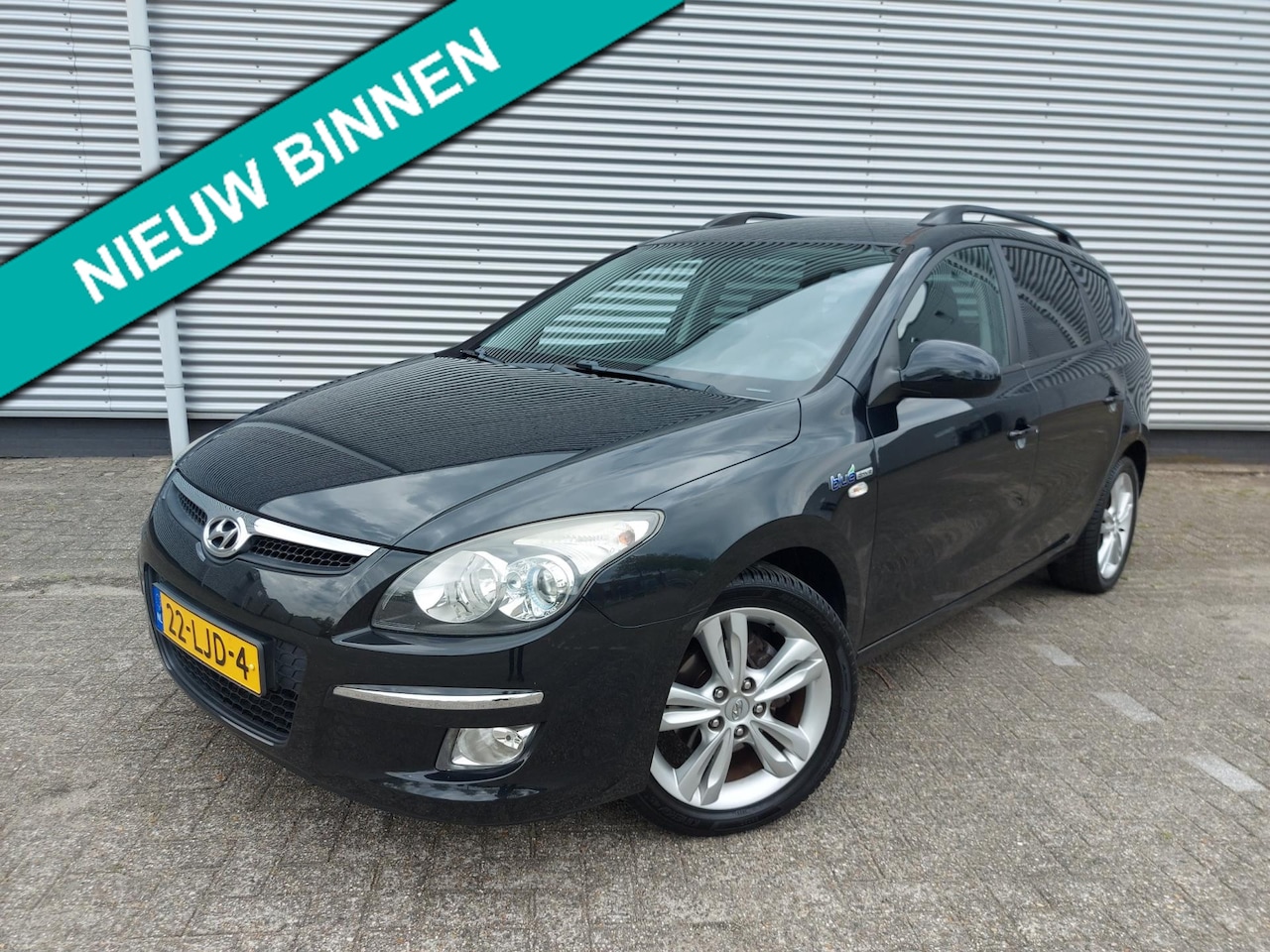 Hyundai i30 CW - 1.6i Dynamic 1.6i Dynamic - AutoWereld.nl