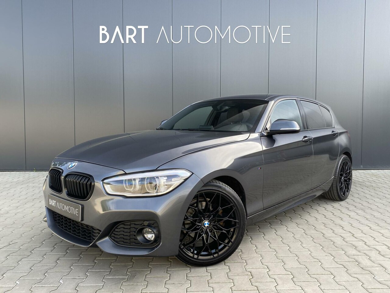 BMW 1-serie - 118i M Sport Shadow High Executive|Navi|Stoelverwarming - AutoWereld.nl