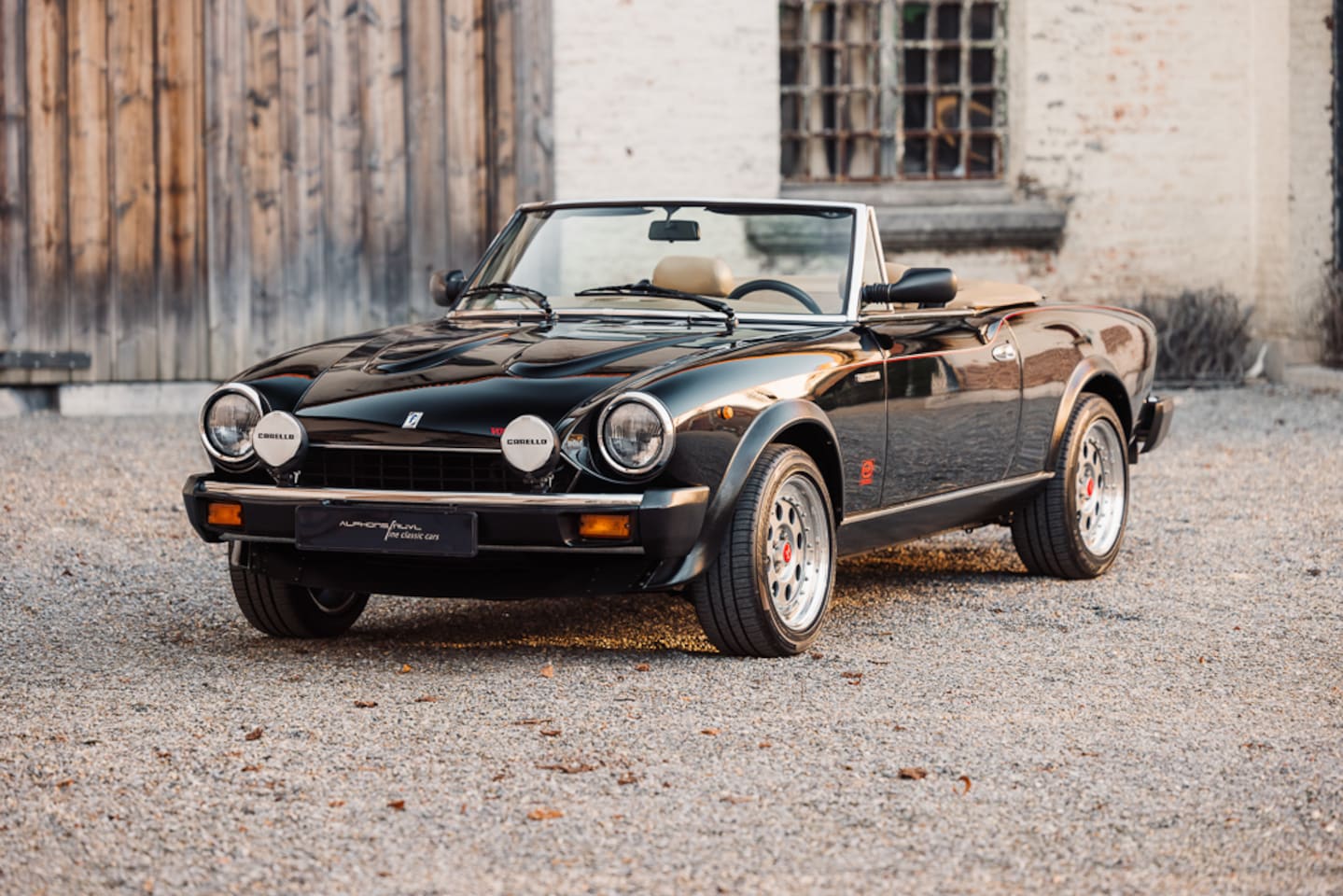 Fiat 124 Spider - Pininfarina Spidereuropa Volumex 2.Owner - AutoWereld.nl