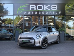 MINI Cooper - 1.5 Classic Premium BlackOptic 5drs Navi/Camera/Keyless/LederSp./Panoramadak