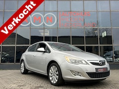 Opel Astra - 1.4 Selection Cruisectr, Airco, Multifunctioneel stuurwiel, LMV17”