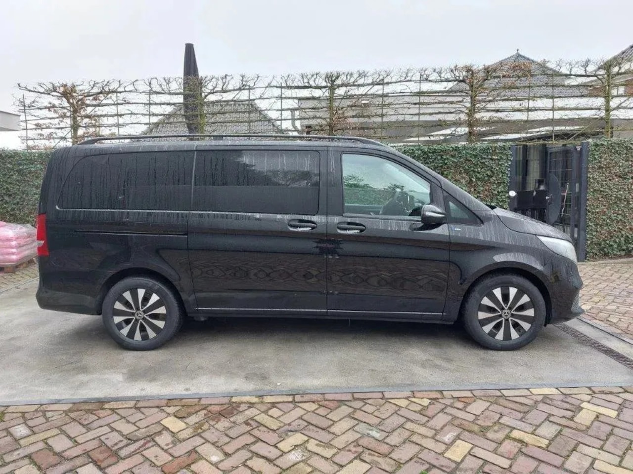 Mercedes-Benz V-klasse - V 220 Dub. Cab. Automaat / Lang / 5 pers - AutoWereld.nl