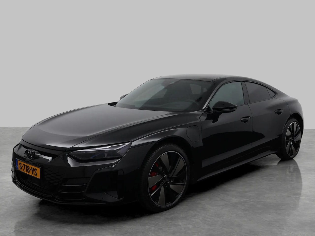 Audi e-tron GT - RS Panorama/B&O/4 wielsturing/Optiek - AutoWereld.nl
