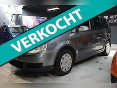 Volkswagen Touran - 1.6 Business / airco / 5 persoons / NAP