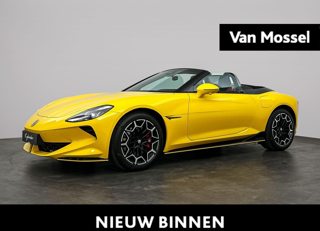 MG Cyberster - Trophy Extended Range 77kWh | Showroommodel | 507 KM Bereik WLTP  | Zwarte Kap | Rood Lede - AutoWereld.nl
