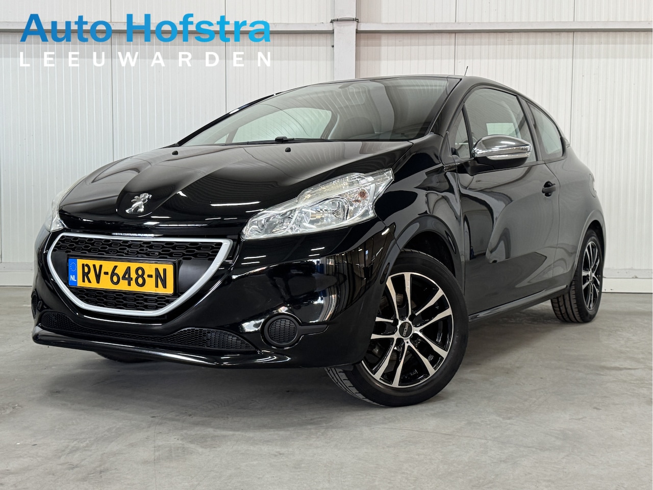 Peugeot 208 - 1.0 VTi Active AIRCO CRUISE LMV TREKHAAK - AutoWereld.nl