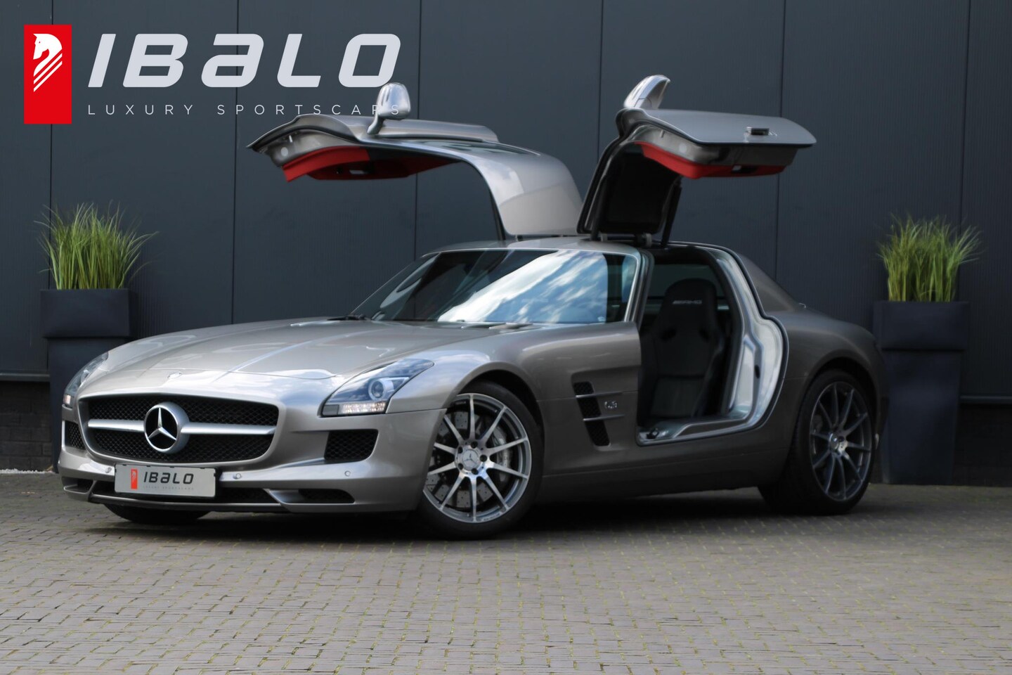 Mercedes-Benz SLS Coupé - AMG | 571pk | Only 7.868km | AMG Seats | Alu Beam | - AutoWereld.nl
