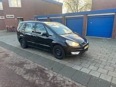 Ford Galaxy - 2.0-16V Ghia 7 Pers Airco Cruise NW APK