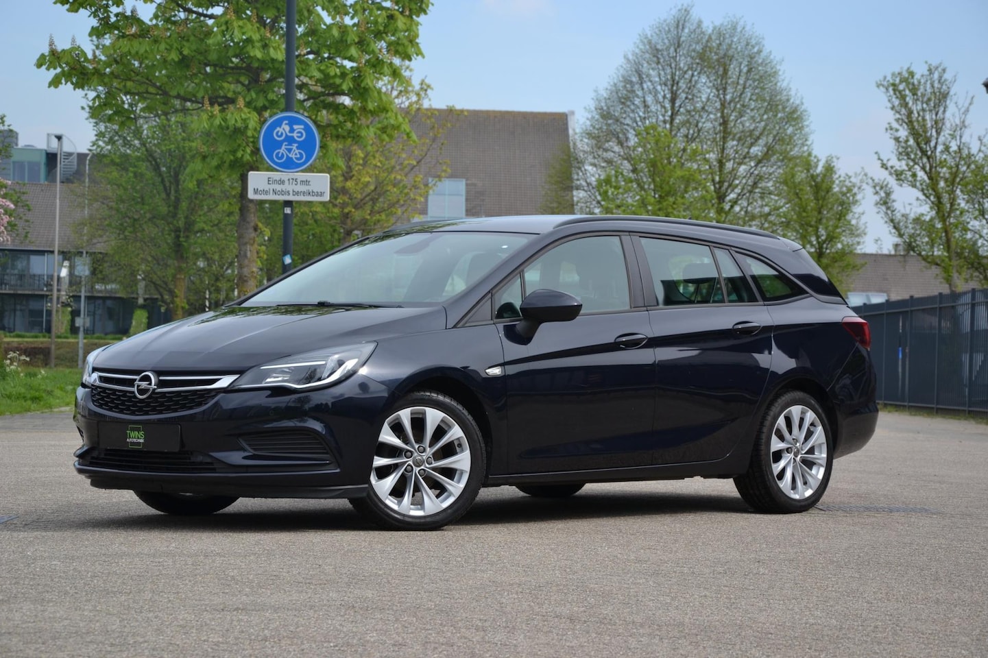 Opel Astra Sports Tourer - 1.0 Turbo Business Executive - AutoWereld.nl