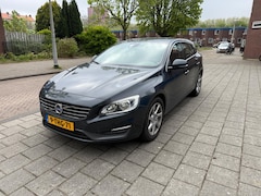 Volvo V60 - 1.6 D2 Momentum NAP Automaat NW APK
