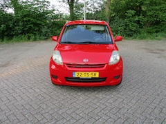 Daihatsu Sirion 2 - 1.0-12V Trend