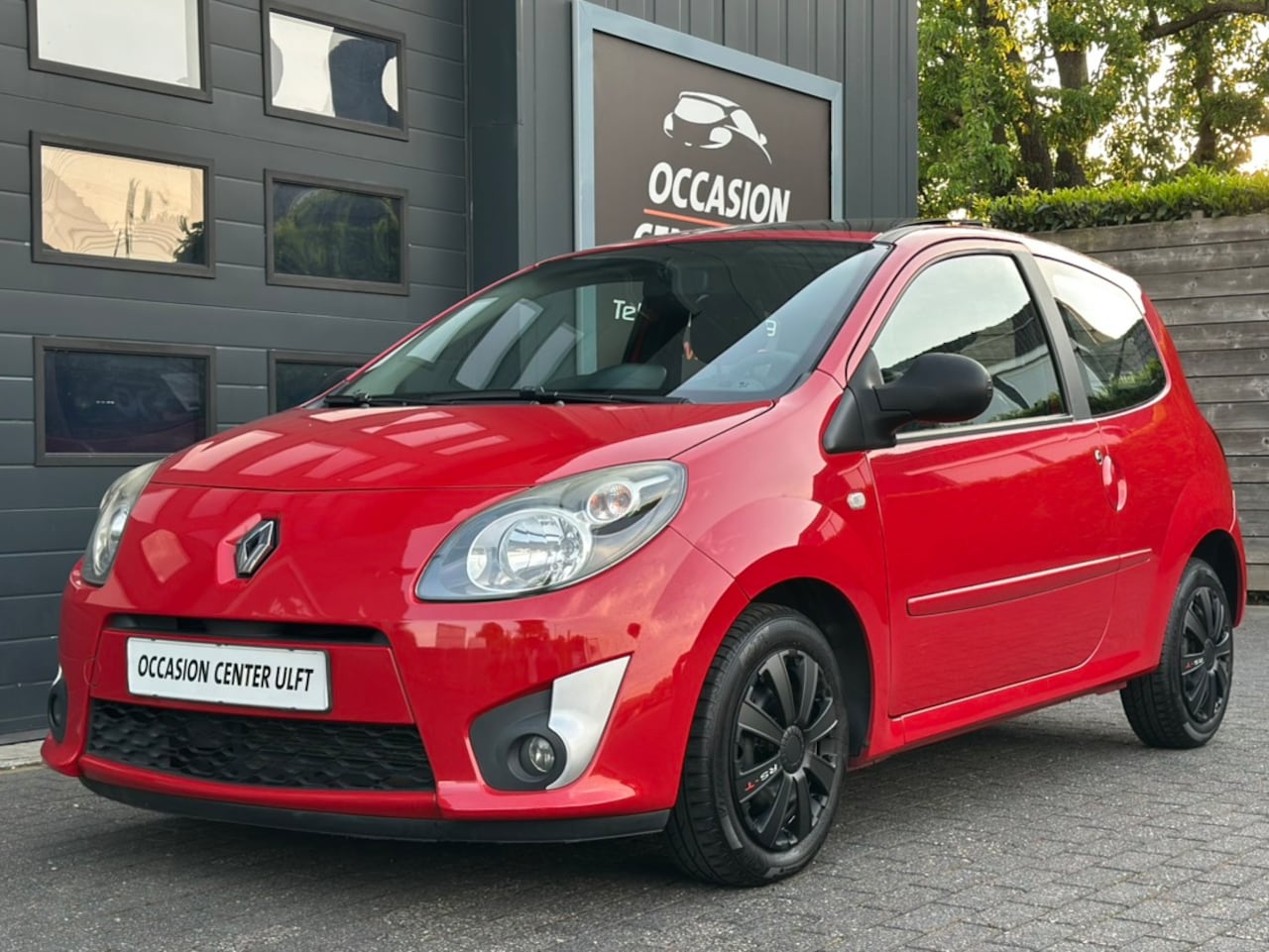 Renault Twingo - AIRCO / PANORAMADAK / EL PAKKET / APK ... - AutoWereld.nl