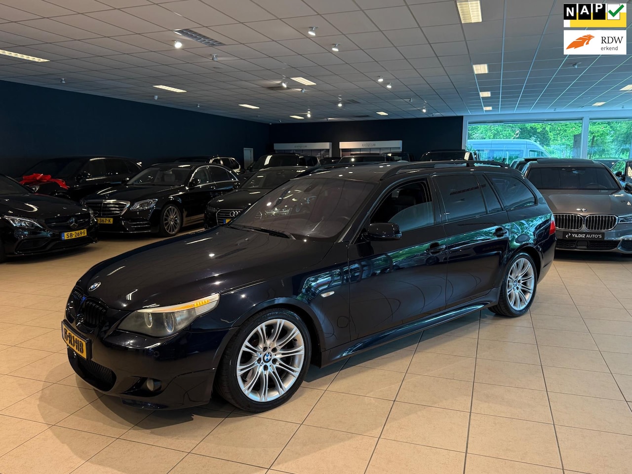 BMW 5-serie Touring - 535d High Executive M-Pakket Panorama NL-Auto - AutoWereld.nl