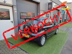 Volkswagen Up! - 1.0 move up BlueMotion 2014 Airco Navi NAP