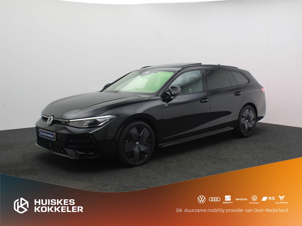 Volkswagen Passat Variant - Variant R-Line Business 1.5 eTSI 150pk DSG Automaat Panoramadak, Harman kardon audio, 360 - AutoWereld.nl