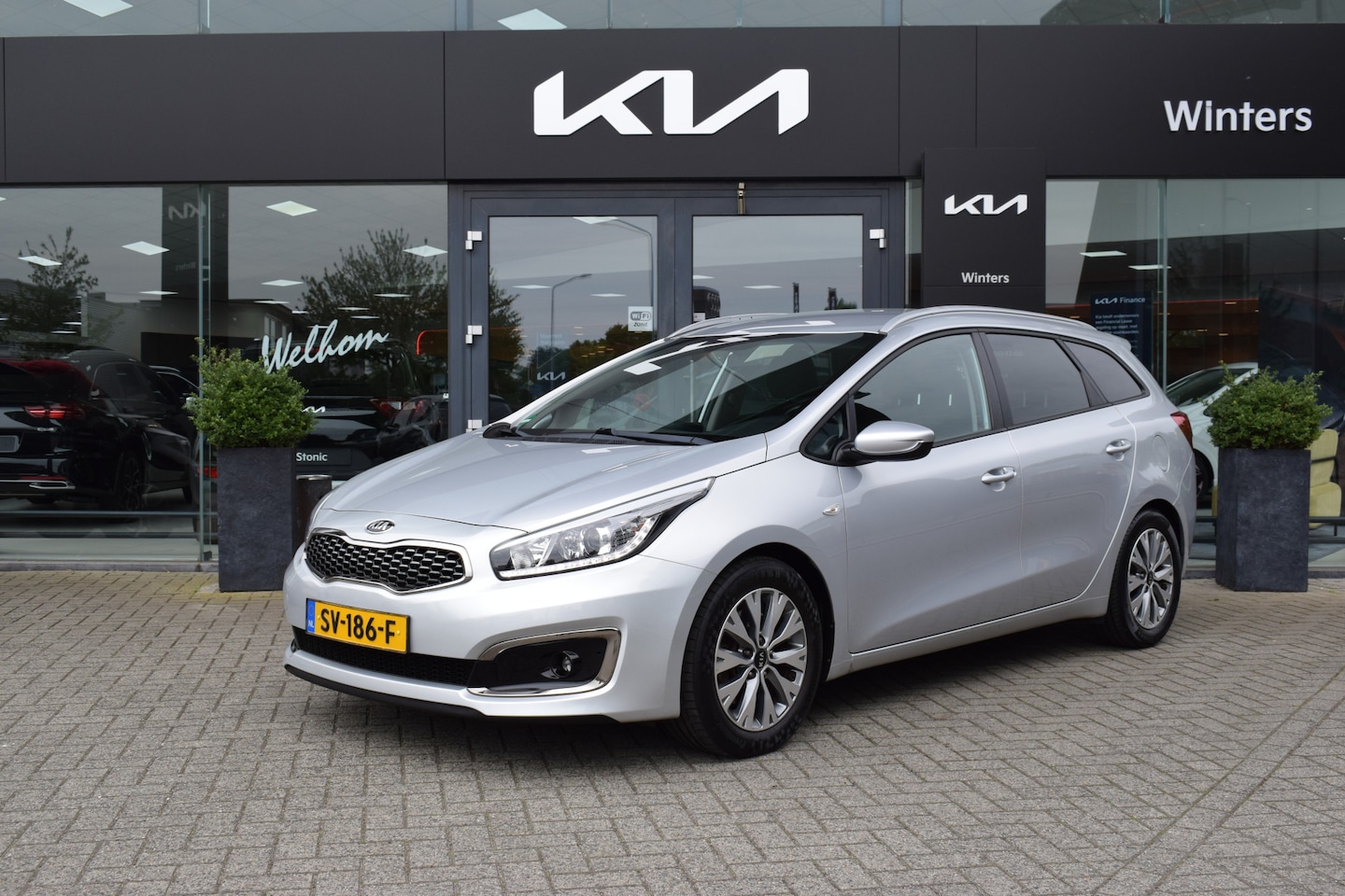Kia Cee'd Sportswagon - 1.0 T-GDi/120pk Design Edition ECC Cr.Control+Limiter Navi+Camera BT+USB 16"LMV PDC Tot 10 - AutoWereld.nl