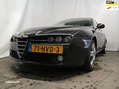 Alfa Romeo 159 Sportwagon - 2.2 JTS TI - Clima - Leer - Linker Zijschade - BPM