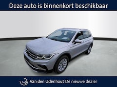 Volkswagen Tiguan - 1.4 TSI eHybrid 245pk PHEV Elegance / Panoramadak / Trekhaak 1800kg / Matrix LED / Wordt V