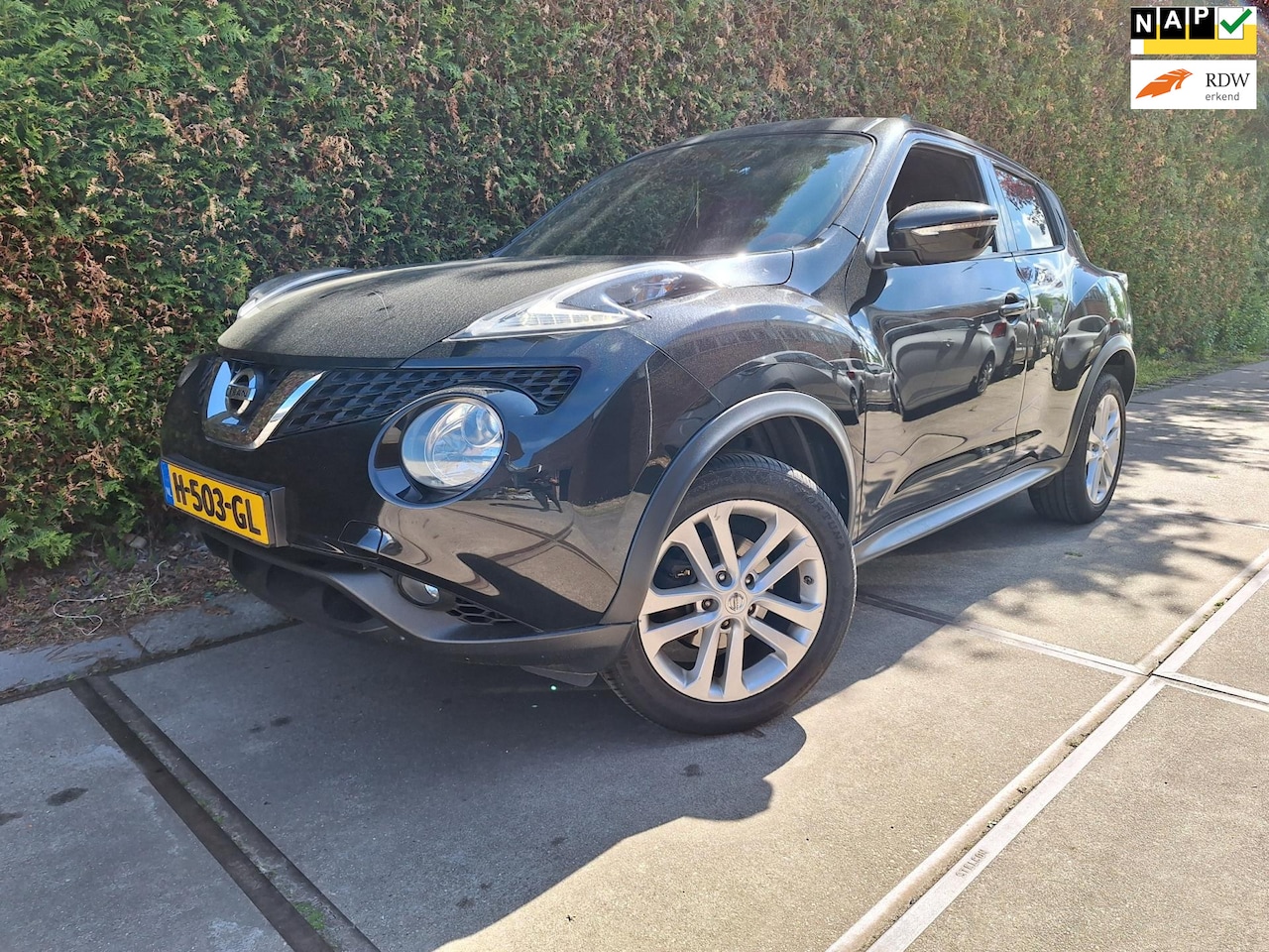 Nissan Juke - 1.6 Acenta 1.6 Acenta (1 silinder niet goed) - AutoWereld.nl