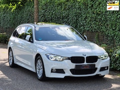 BMW 3-serie Touring - 320i M Sport Shadow High Executive Ed. Pano CarPlay Trekhaak HUD KeyLess Line Ass 100% Dea